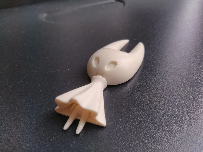 Изображение — Кулон Хорнета из игры Hollow Knight.