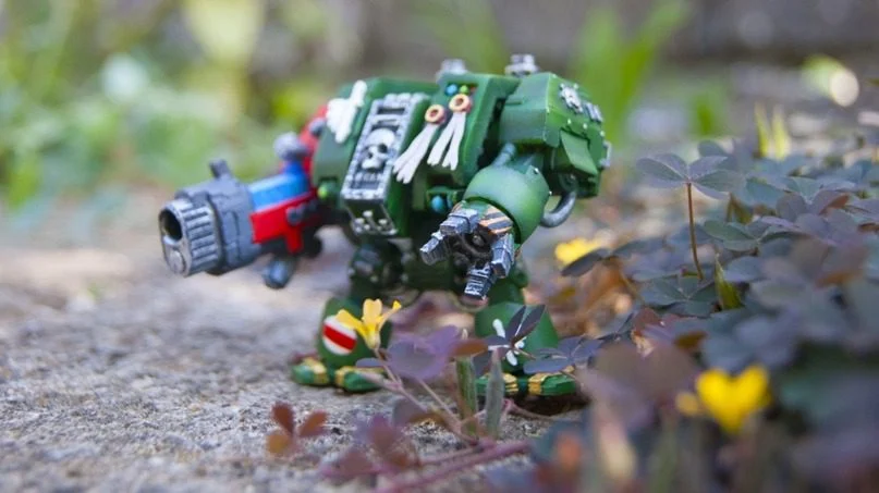 Изображение — Дредноут из вселенной warhammer 40k высотой 10 см.